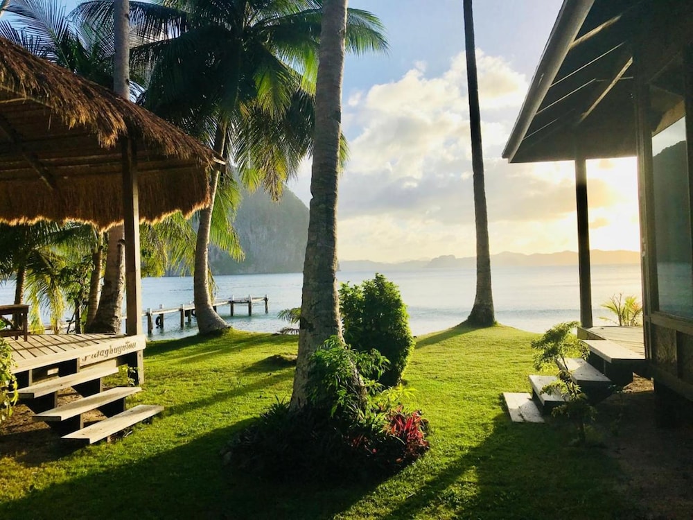 Dolarog Beach Resort 34/50