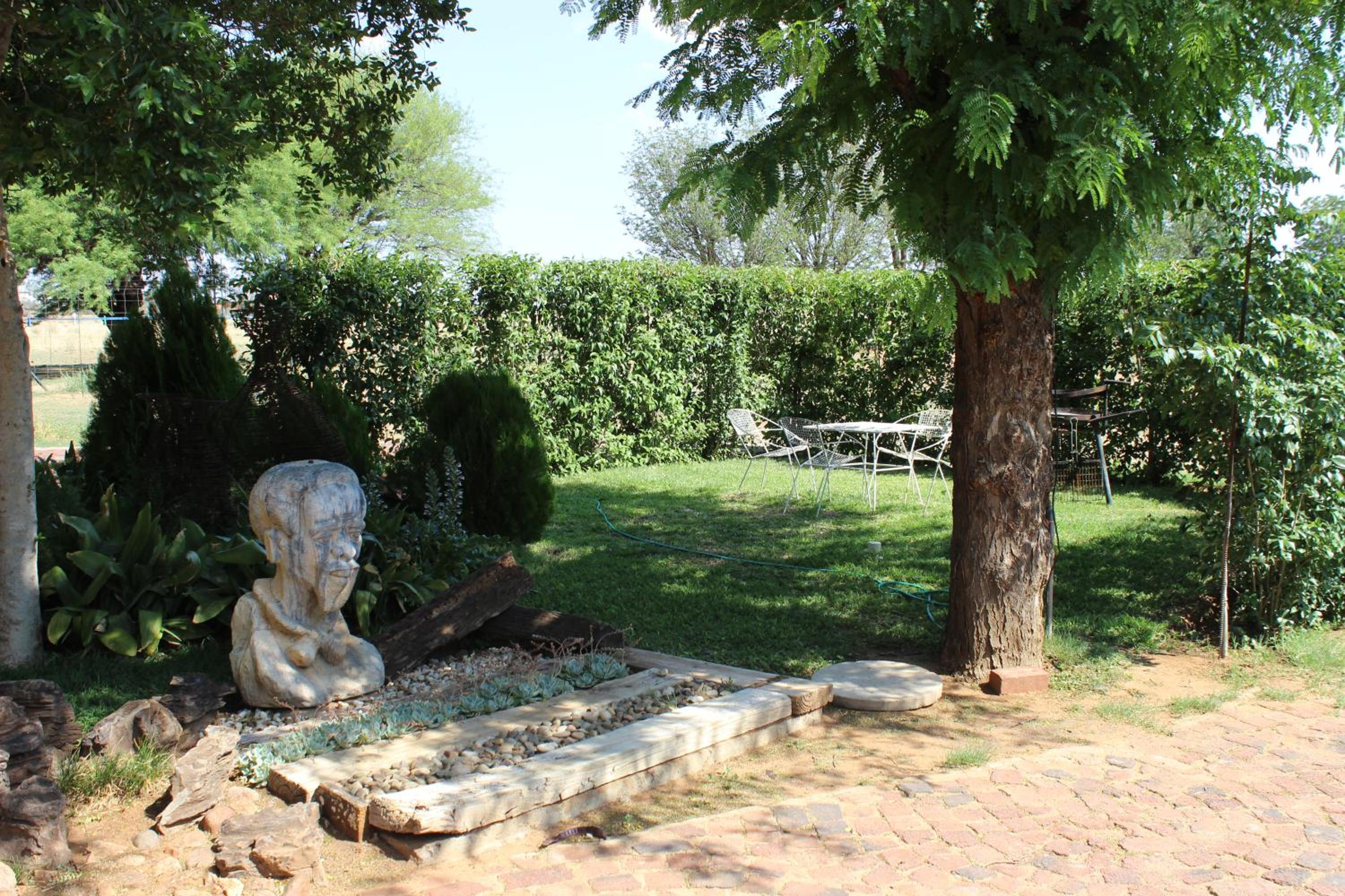Villa Lin-Zane Guesthouse 6/15