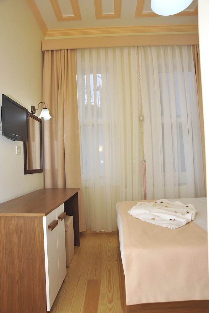 Dualis Hotel 35/74