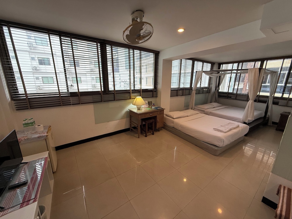 Best House Bangkok 11/50
