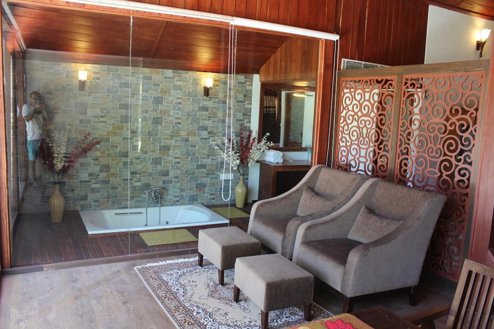 Silver Sand Beach Resort 15/50