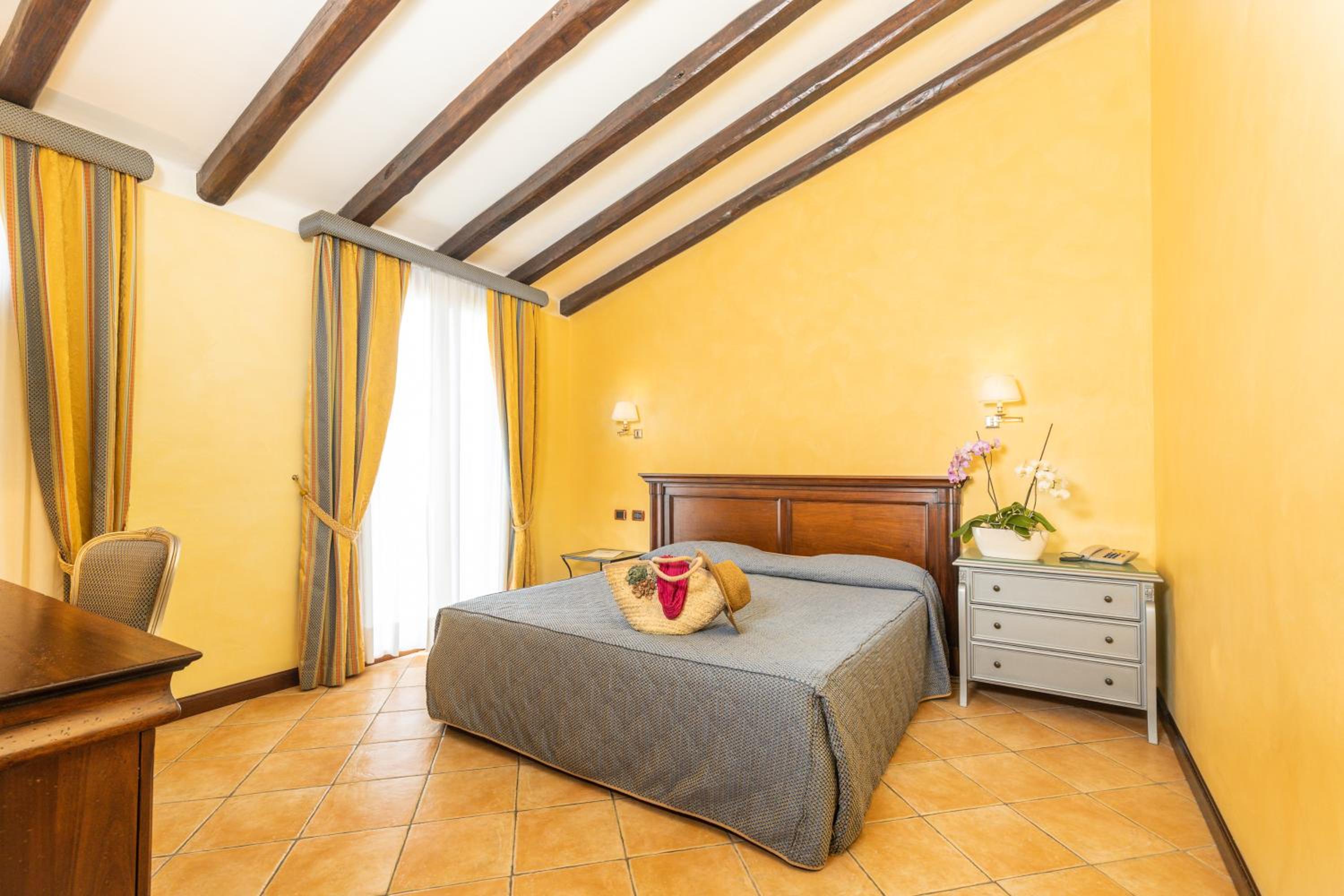 Superior, Double or Twin Bed