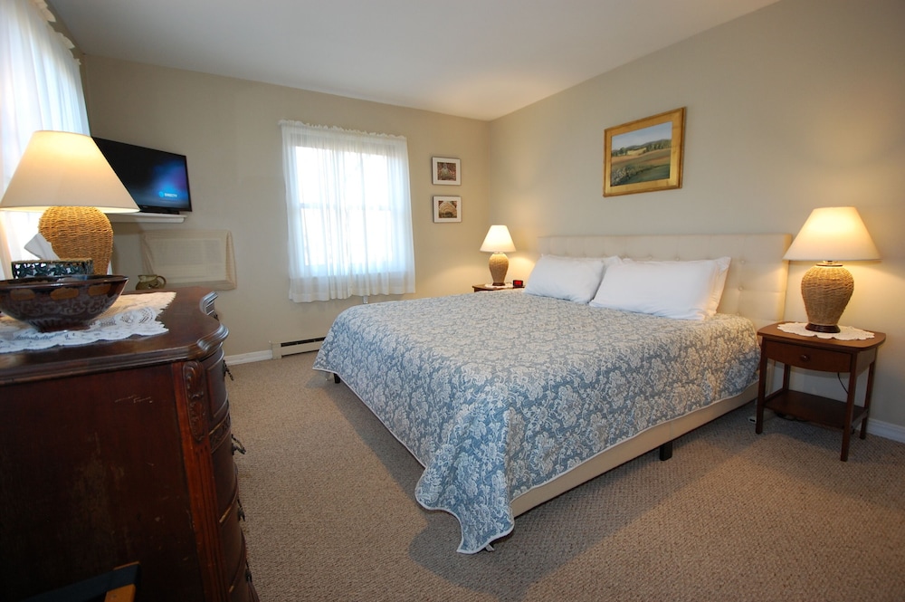 Shaker Mill Inn 17/50