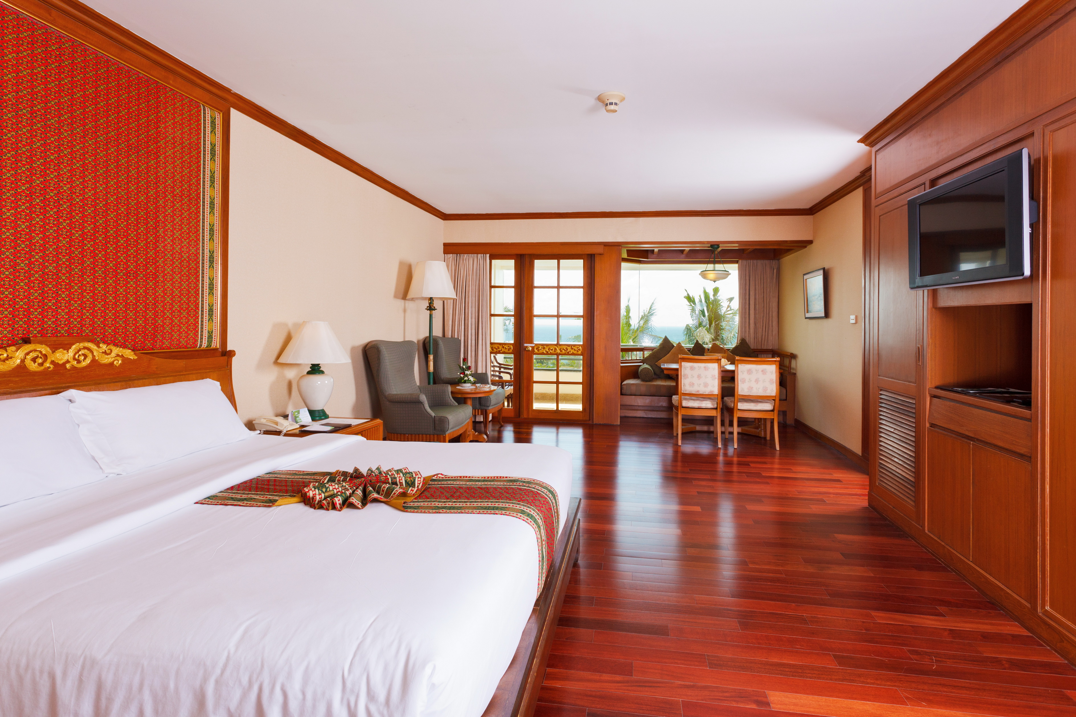 DIAMOND SUITE