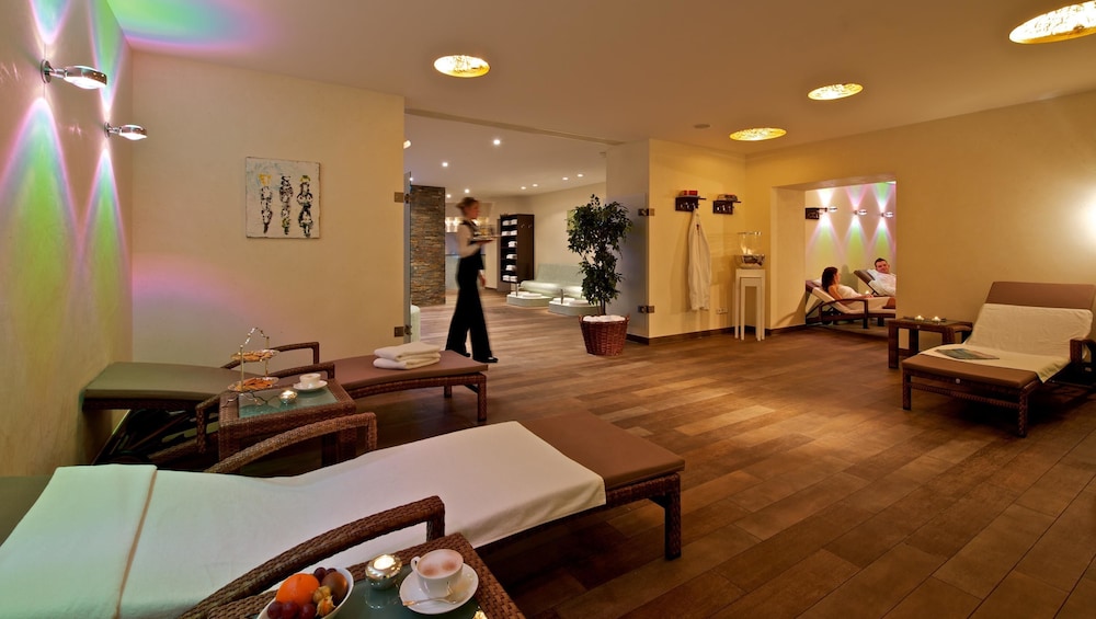 Hotel Kaiserhof 47/77