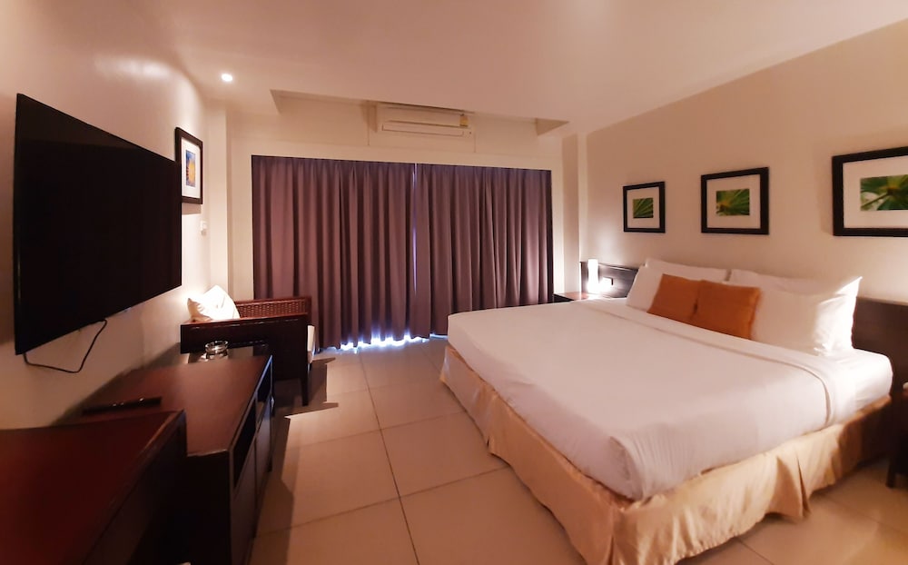 Grand Hotel 22/57