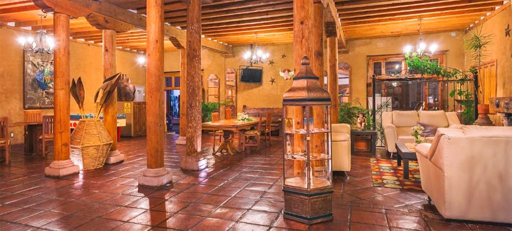 Hotel Refugio del Angel 46/49