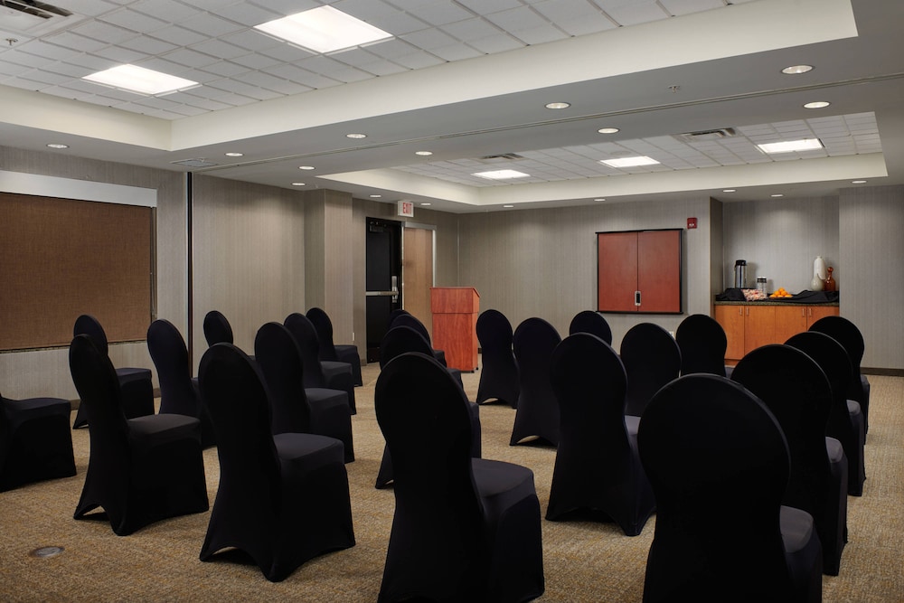 SpringHill Suites by Marriott Baton Rouge North/Airport 36/38