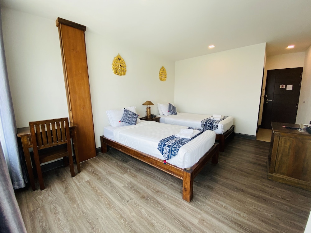 C Hotel Boutique And Comfort 8/40