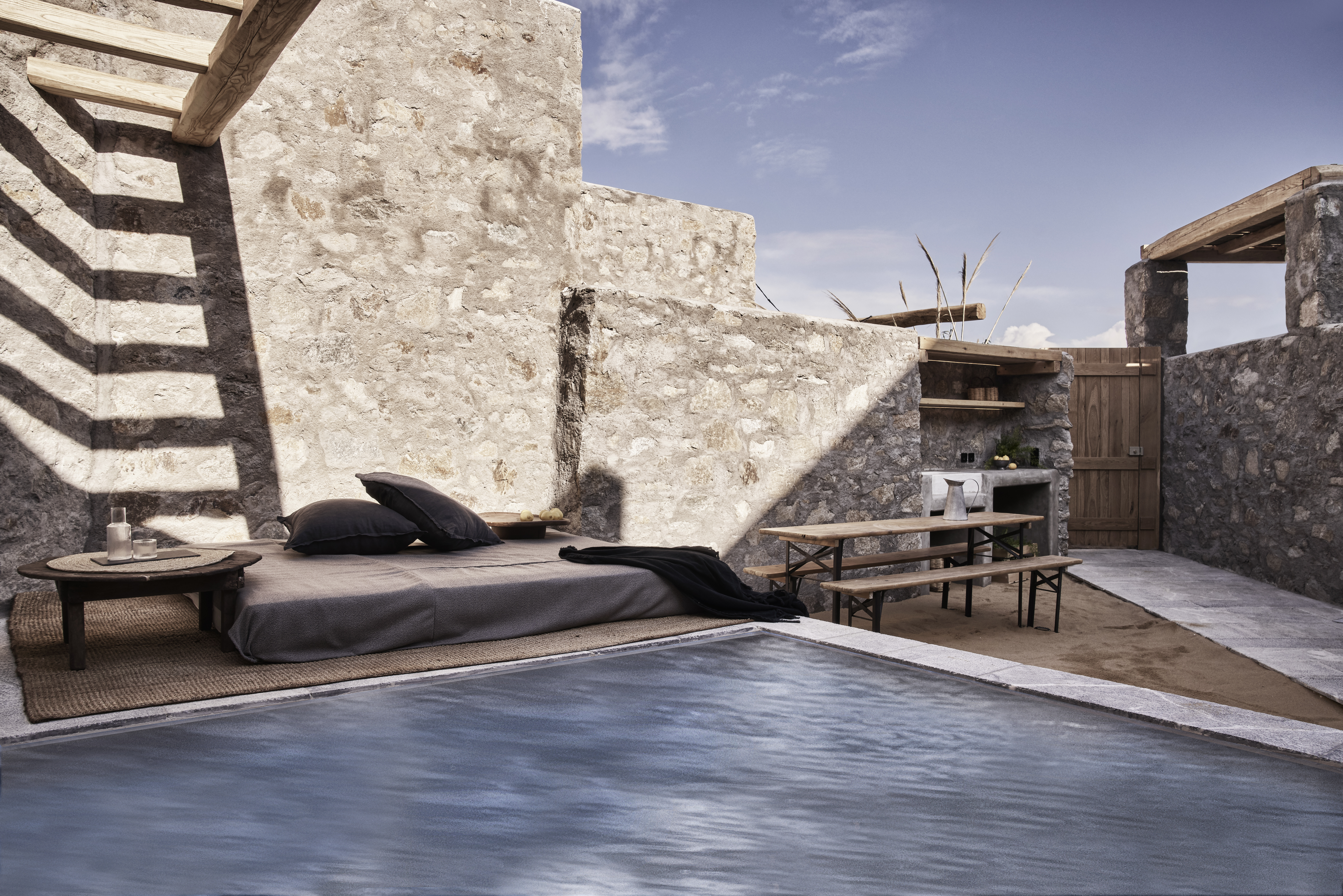 Nomad Mykonos 23/50