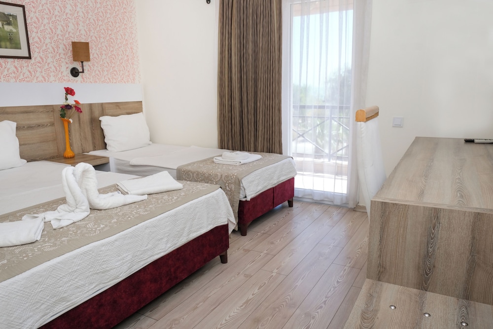 STANDARD, DOUBLE OR TWIN BED