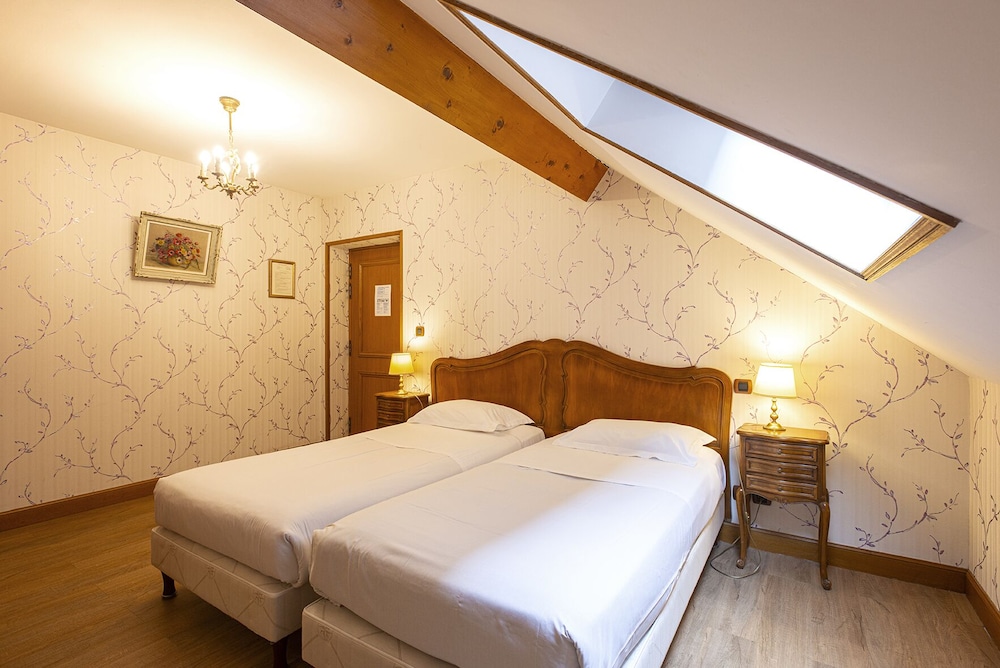 Hotel Belle Epoque 13/46