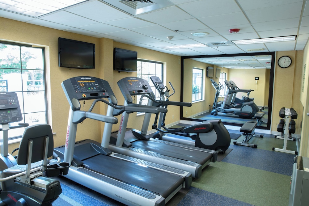 Holiday Inn Hotel And Suites Raleigh Cary I 40 Walnut St 27/68