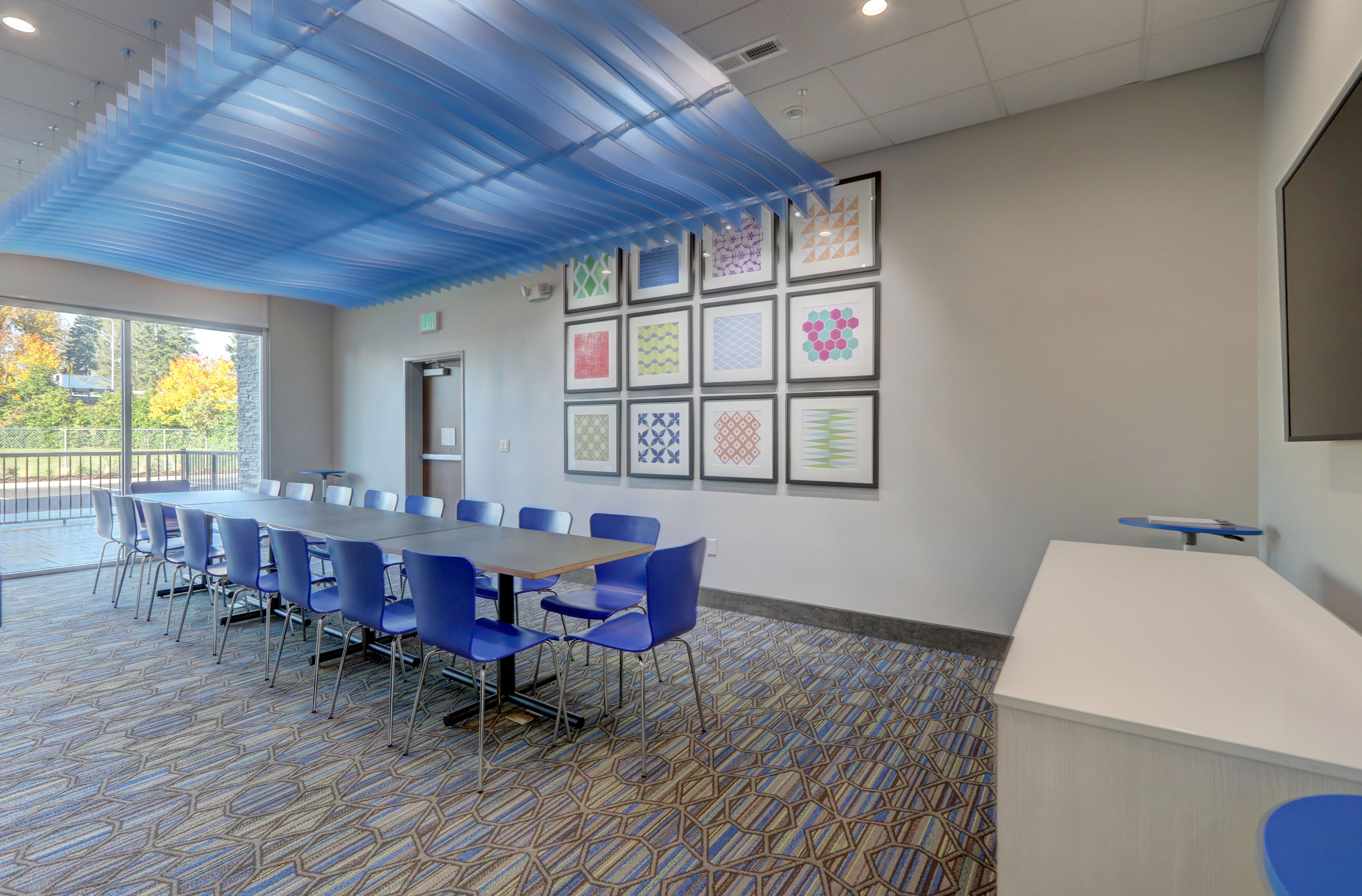 Holiday Inn Express & Suites Auburn Downtown 45/48