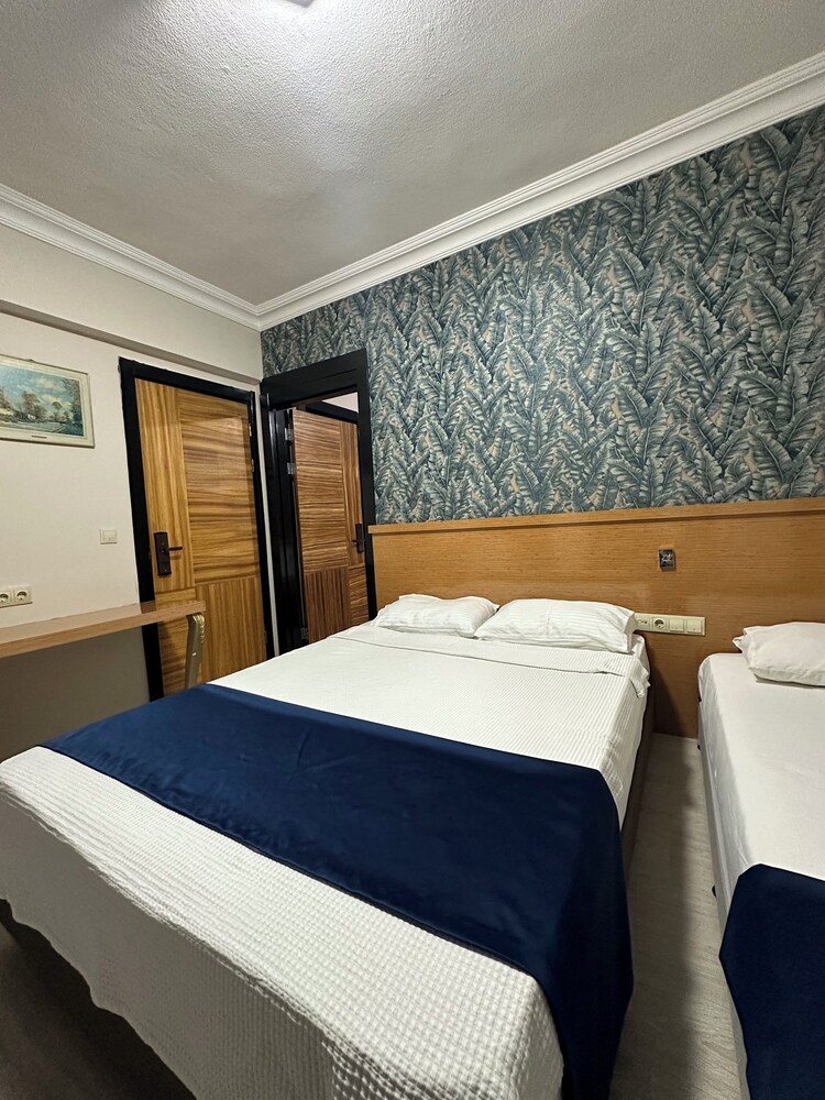 Serenity Suit Hotel 21/50