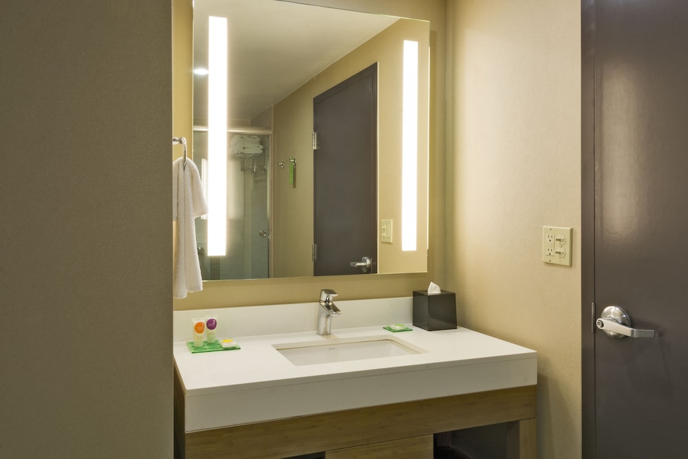 Hyatt Place Los Cabos 65/65