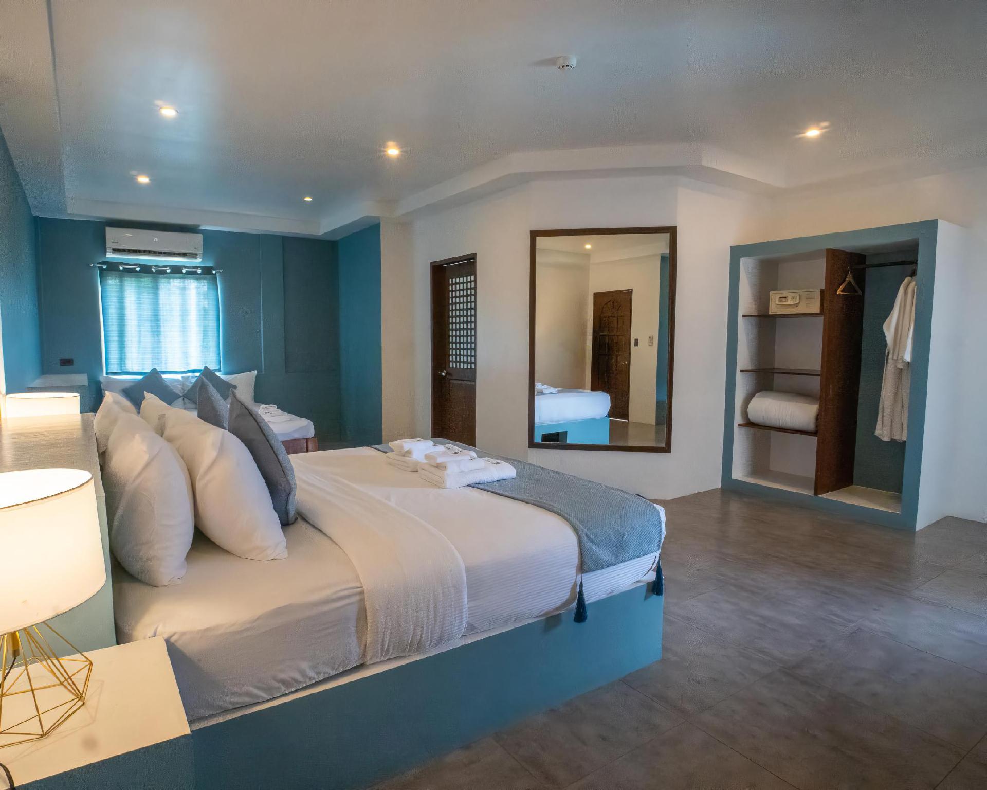 غرفة عائلية بسرير كينج مع أريكة، Amihan Resort 2/2