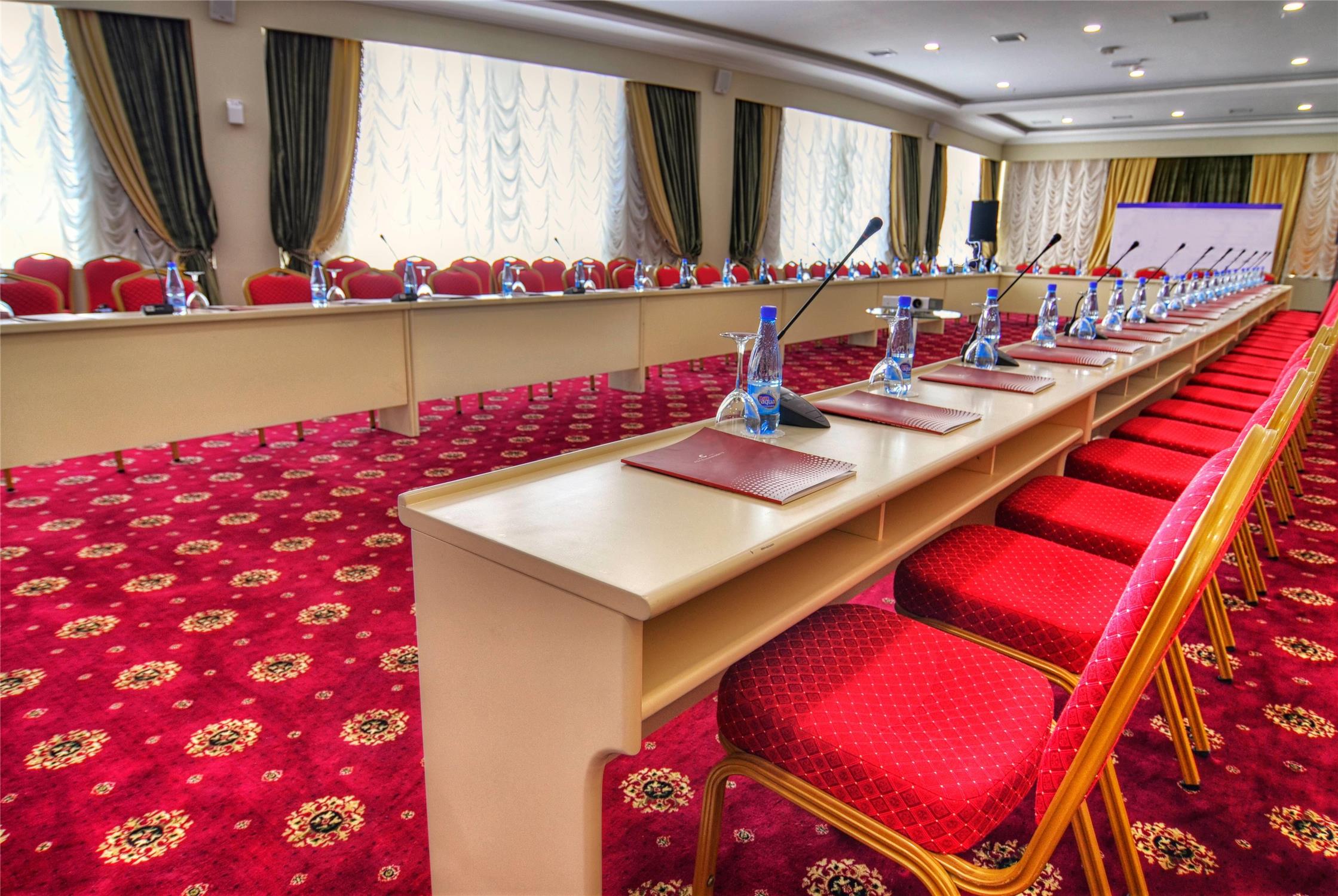 Ramada by Wyndham Baku 47/59