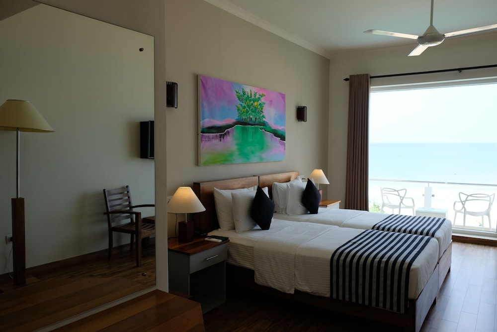 OCEAN, SUITE
