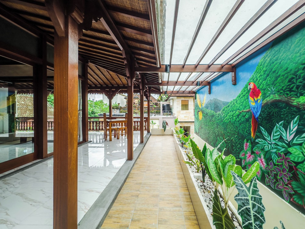 Kubu Manah Ubud 40/50