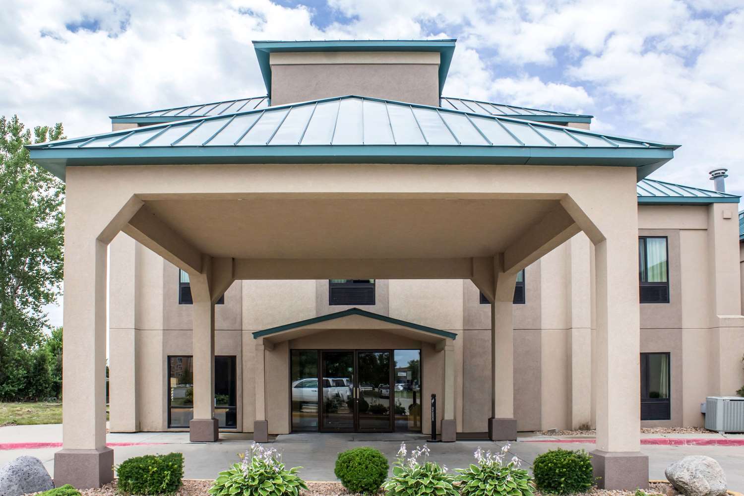 Econo Lodge Ankeny Des Moines 2/36