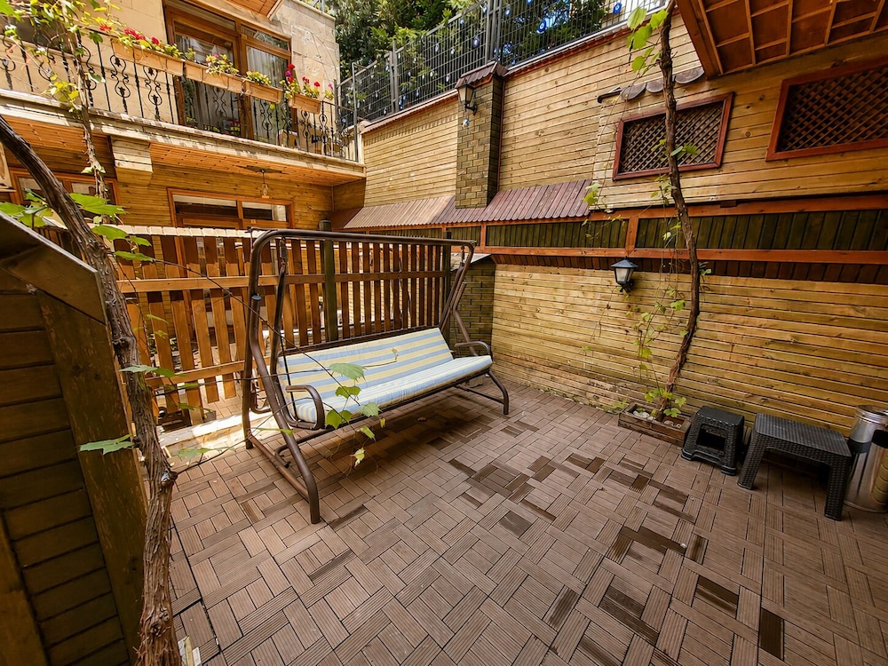 Saruhan Hotel 36/57