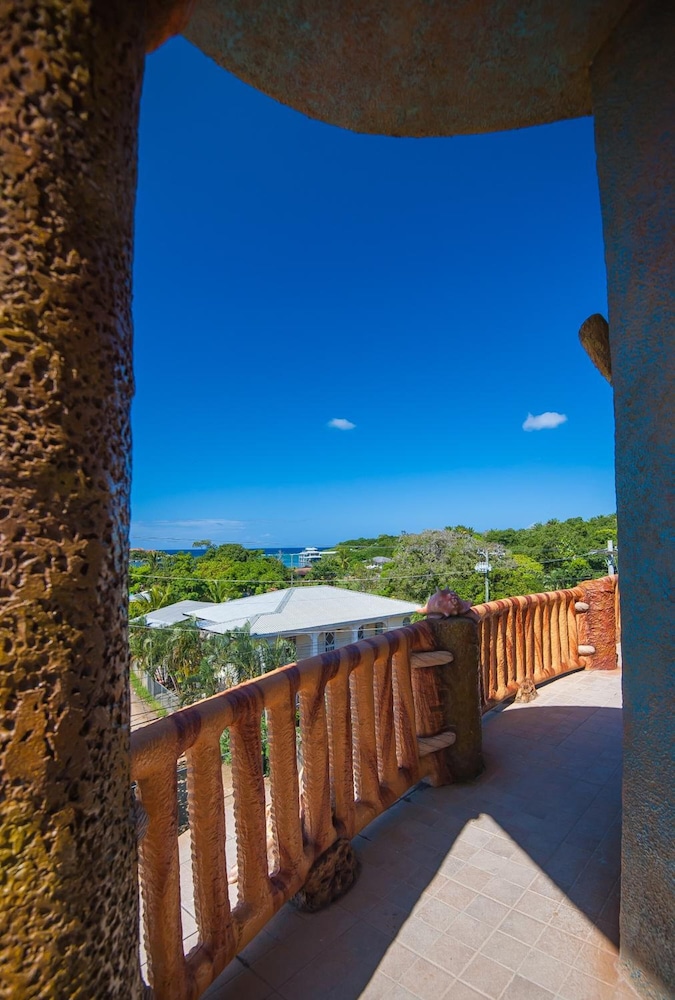 Hotel Los Corales 33/38