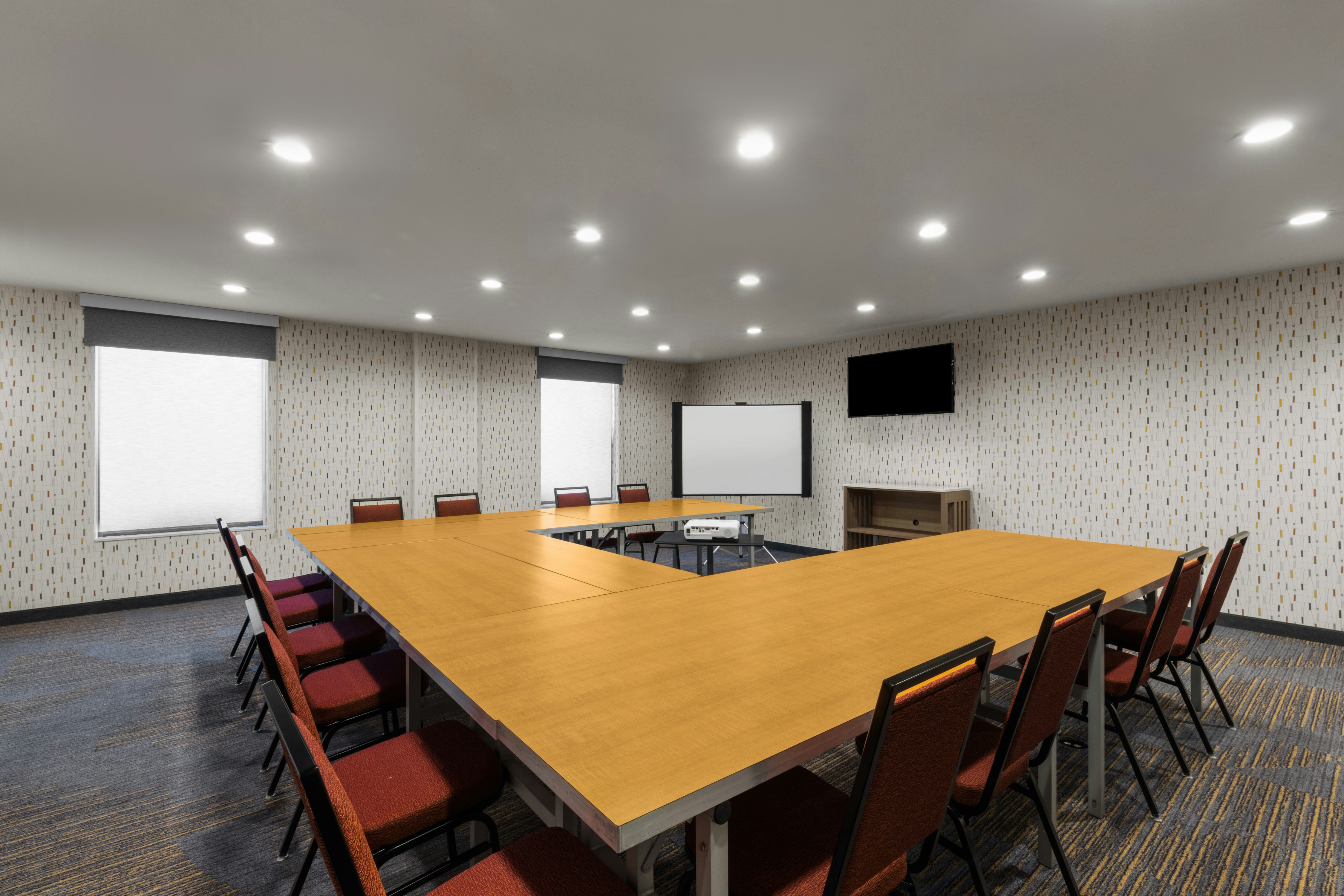 Home2 Suites By Hilton Gonzales 51/60