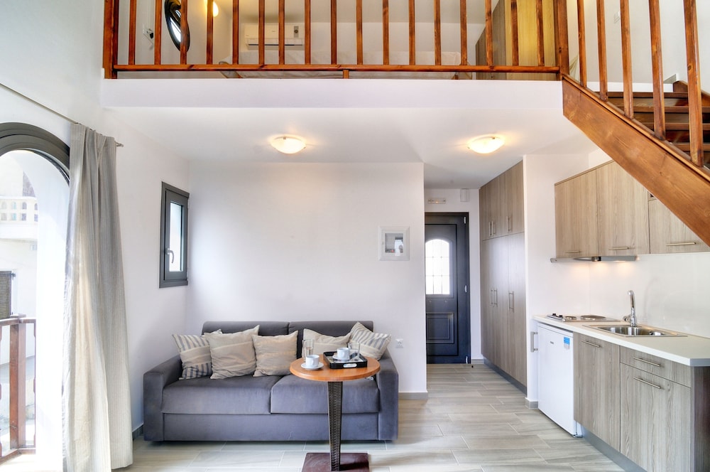 MYRTOS MARE SUITES 21/46