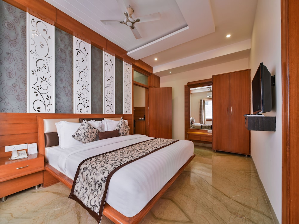 Hotel Yois 8/40