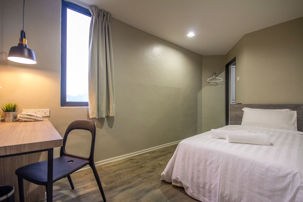 Chariton Hotel Alma 18/41