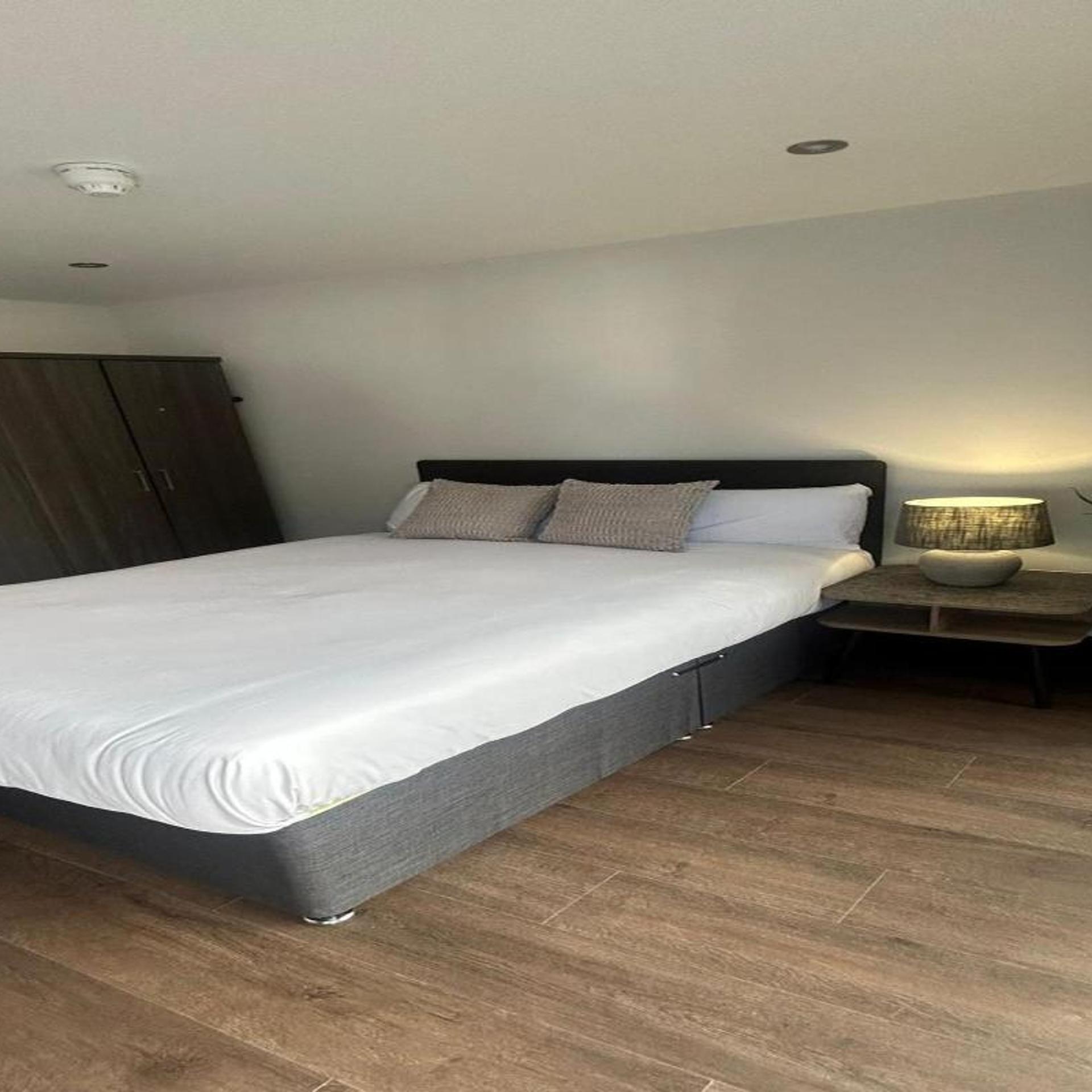 Studio, Apartment, Double Bed, Kitchen
