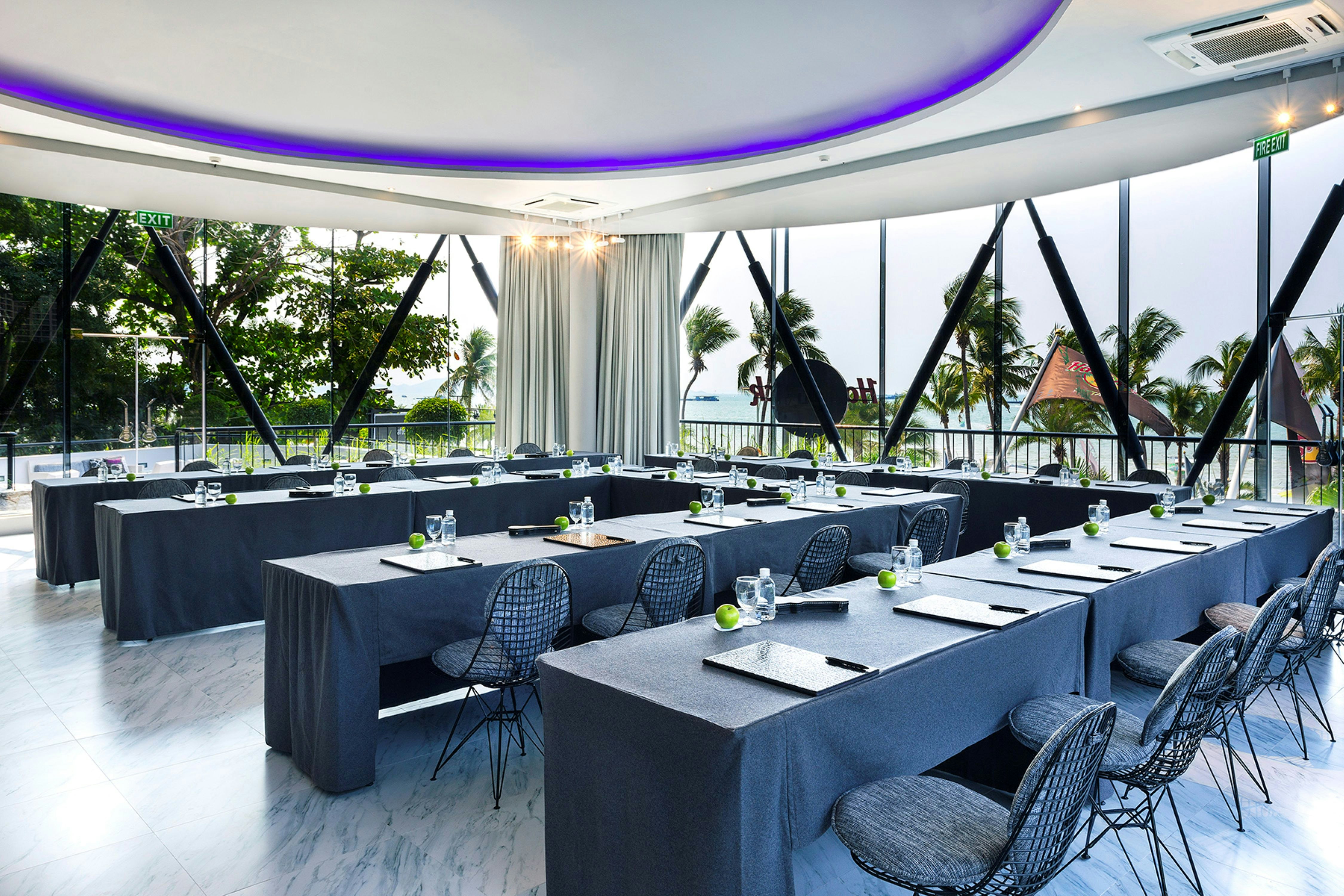 Hard Rock Hotel Pattaya 106/119