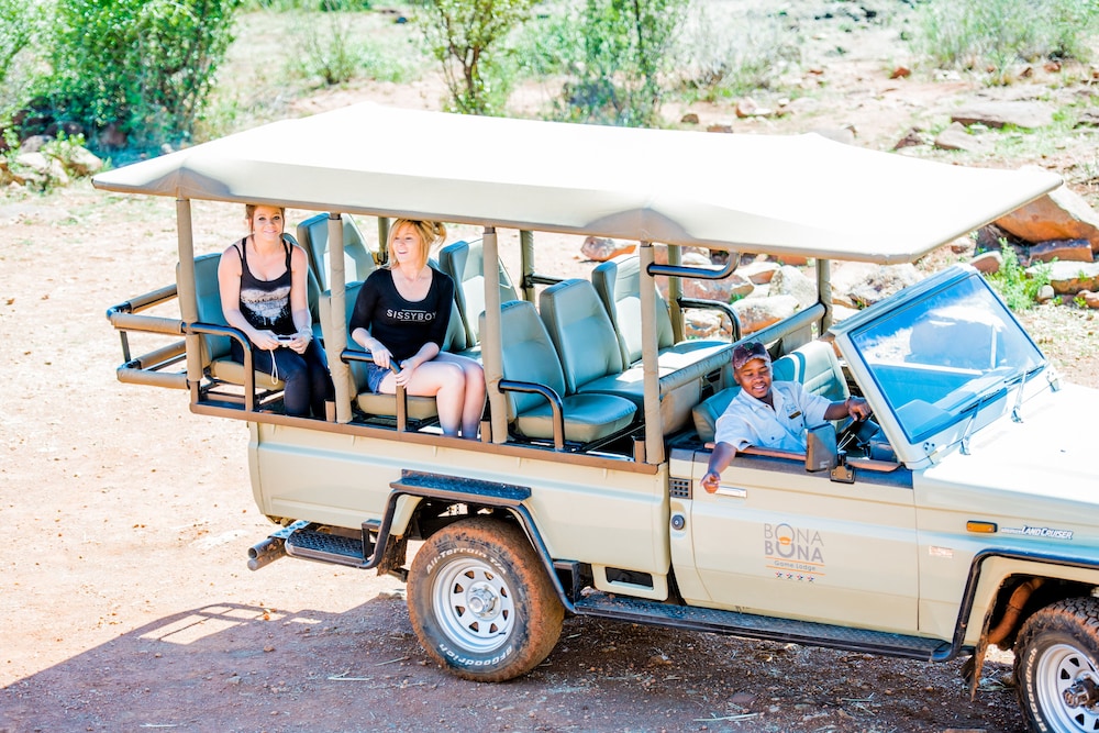 Bona Bona Game Lodge 38/48