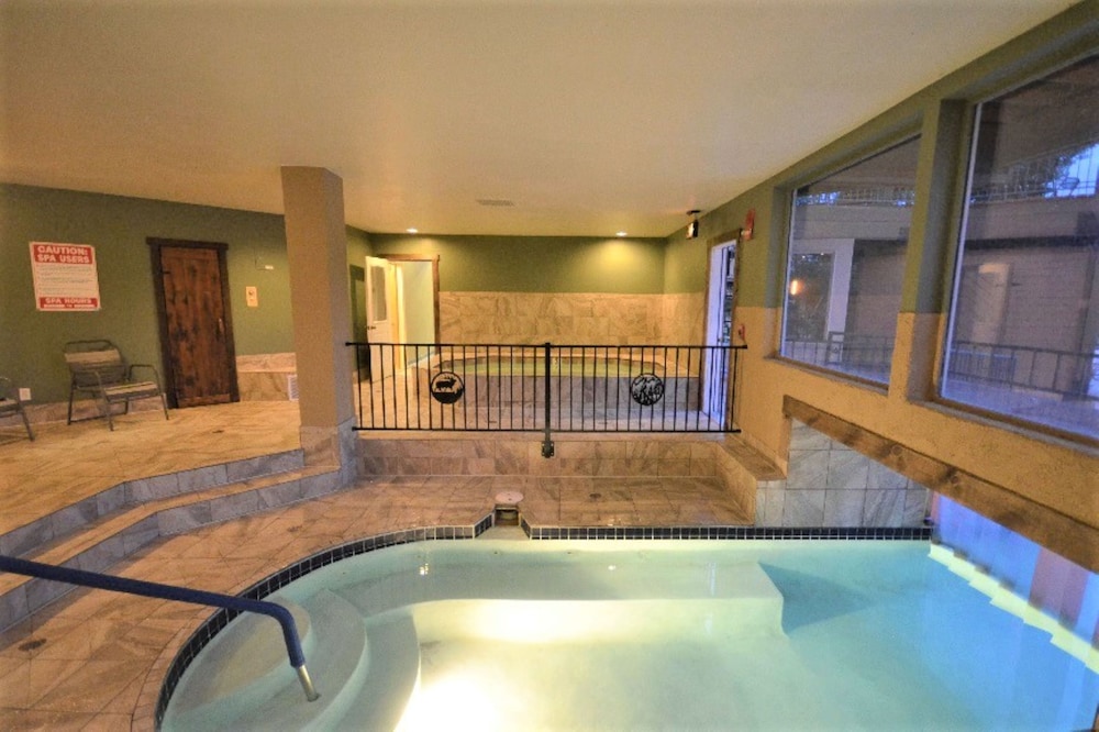 Inn at SilverCreek 29/75