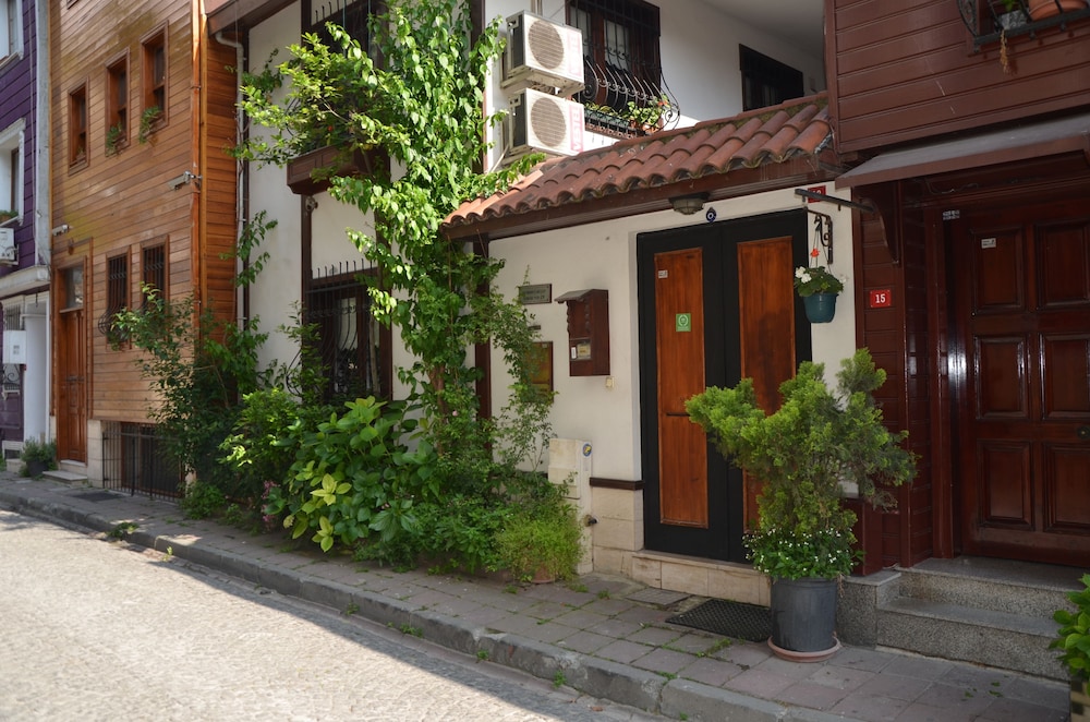 Villa Sphendone Suites 5/50