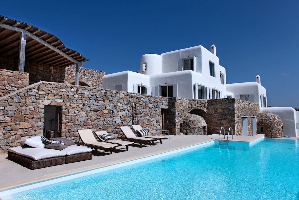 Villa Delucien 39/52