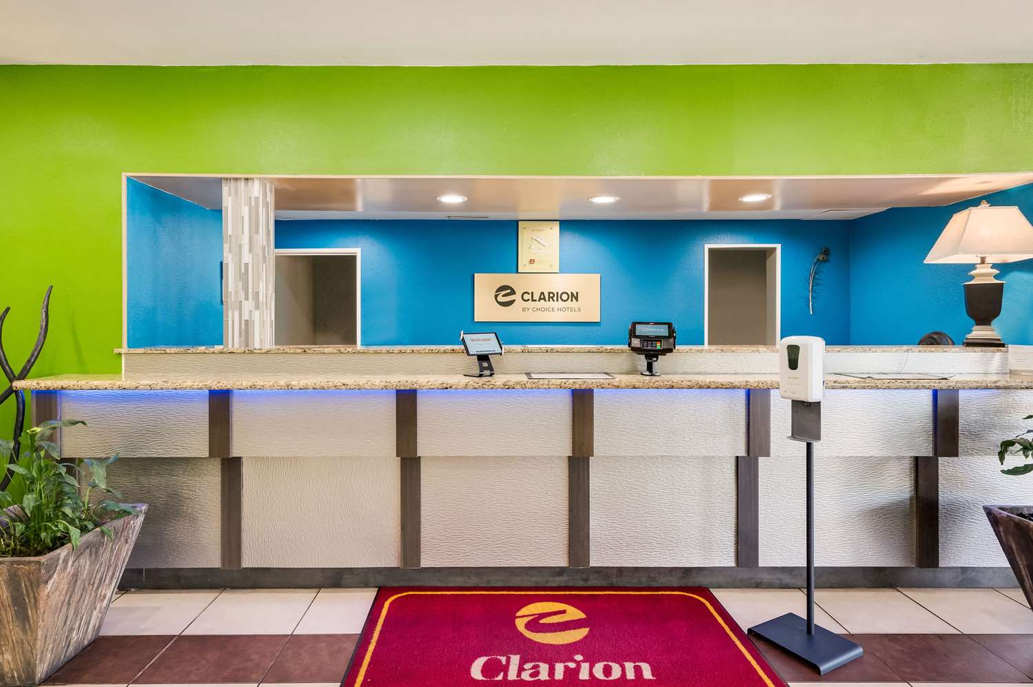 Clarion Inn & Suites Russellville I-40 3/20