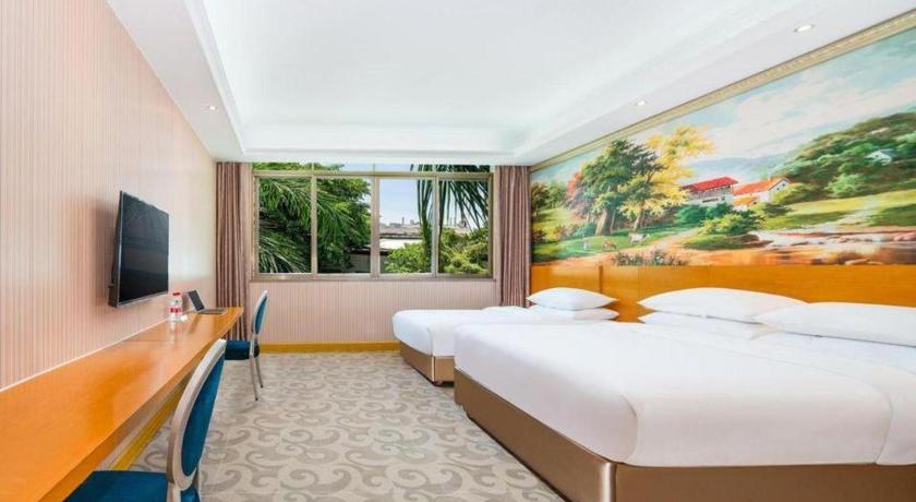 Vienna Hotel (Guangzhou Hanxi Changlong Park Branch) 21/51