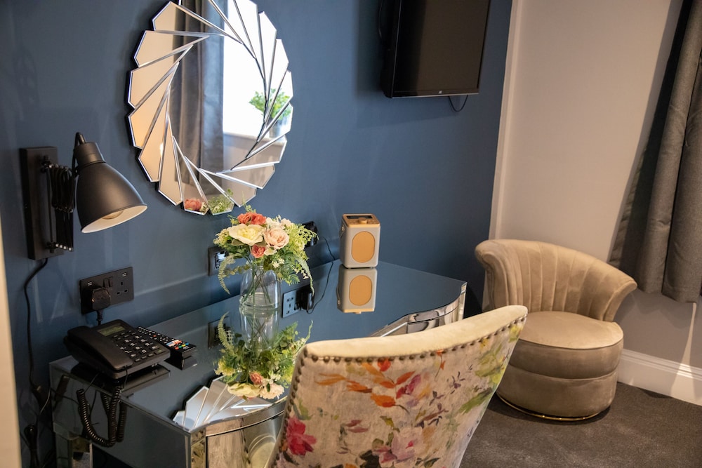 Best Western Bristol North The Gables Hotel 35/52