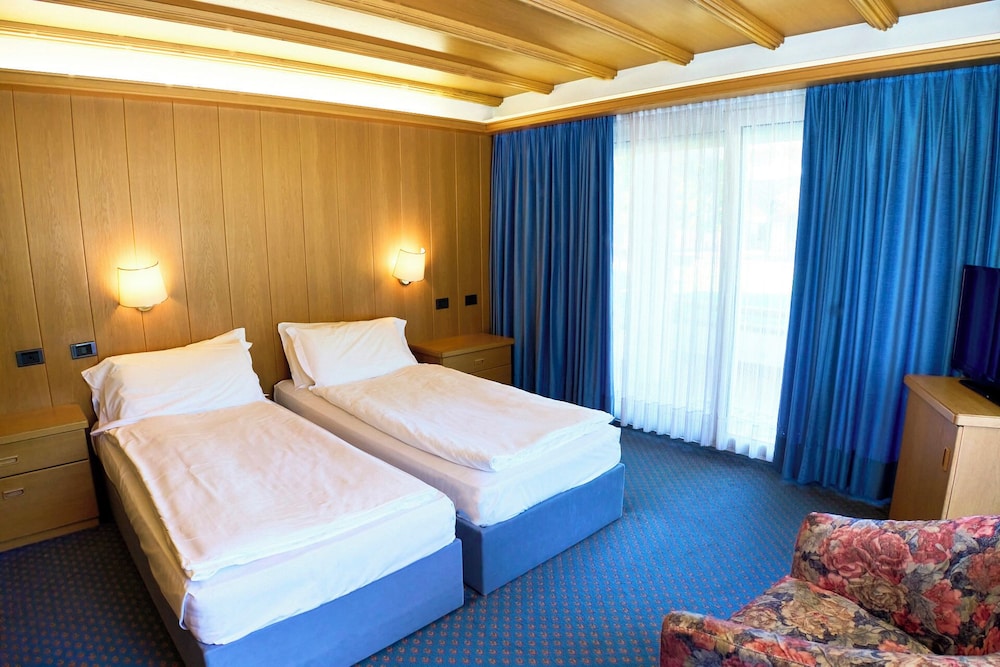 Hotel Trento 10/70