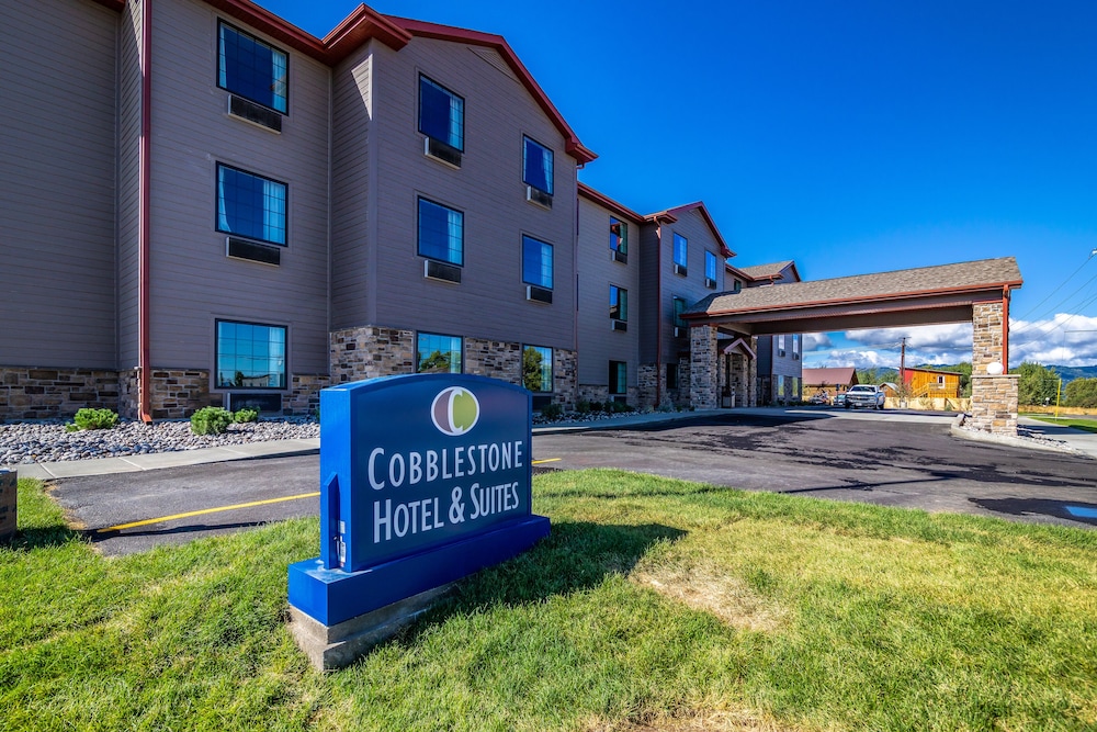 Cobblestone Hotel and Suites Victor 1/52