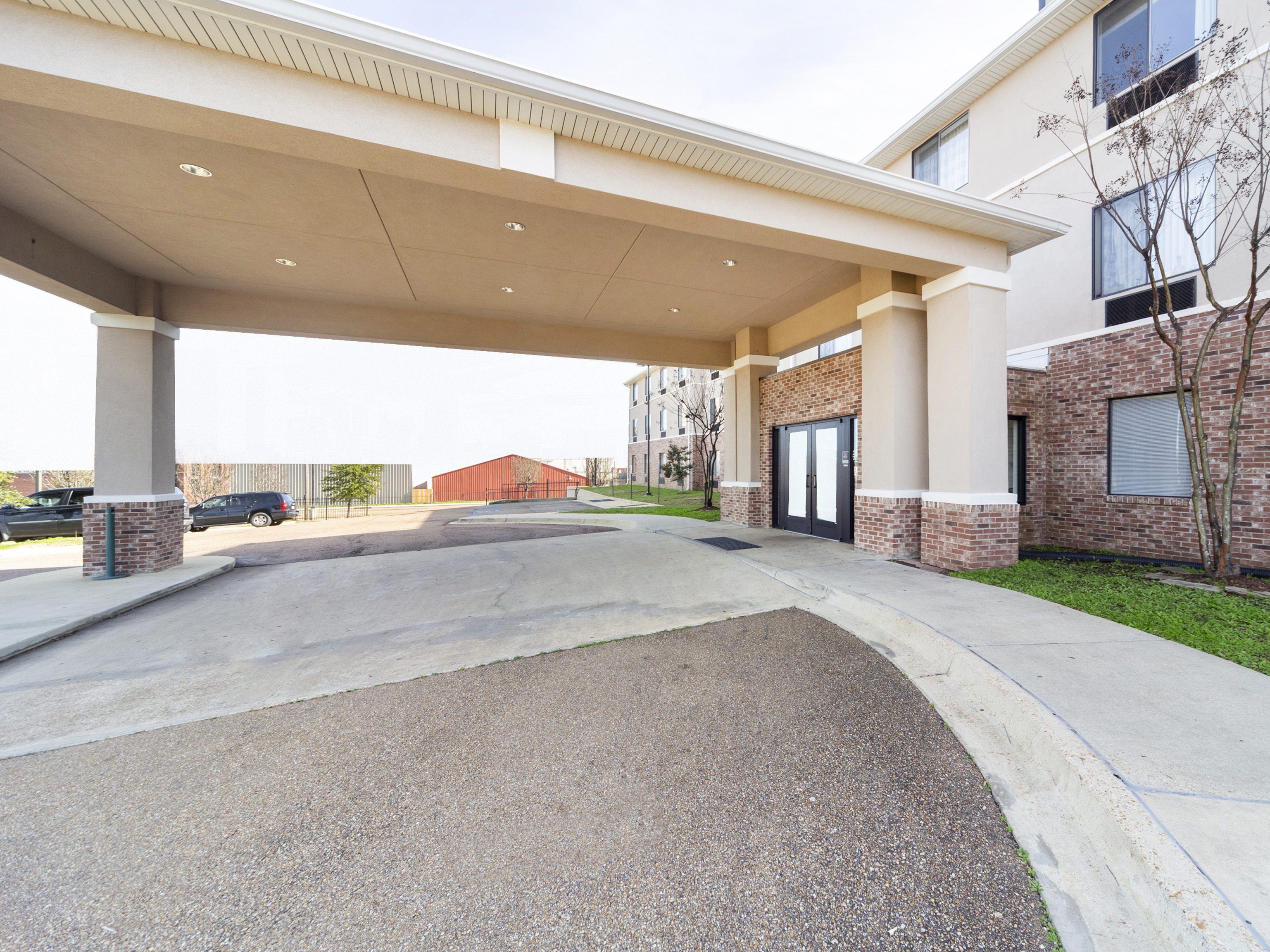 Ramada by Wyndham Jackson MS 18/26