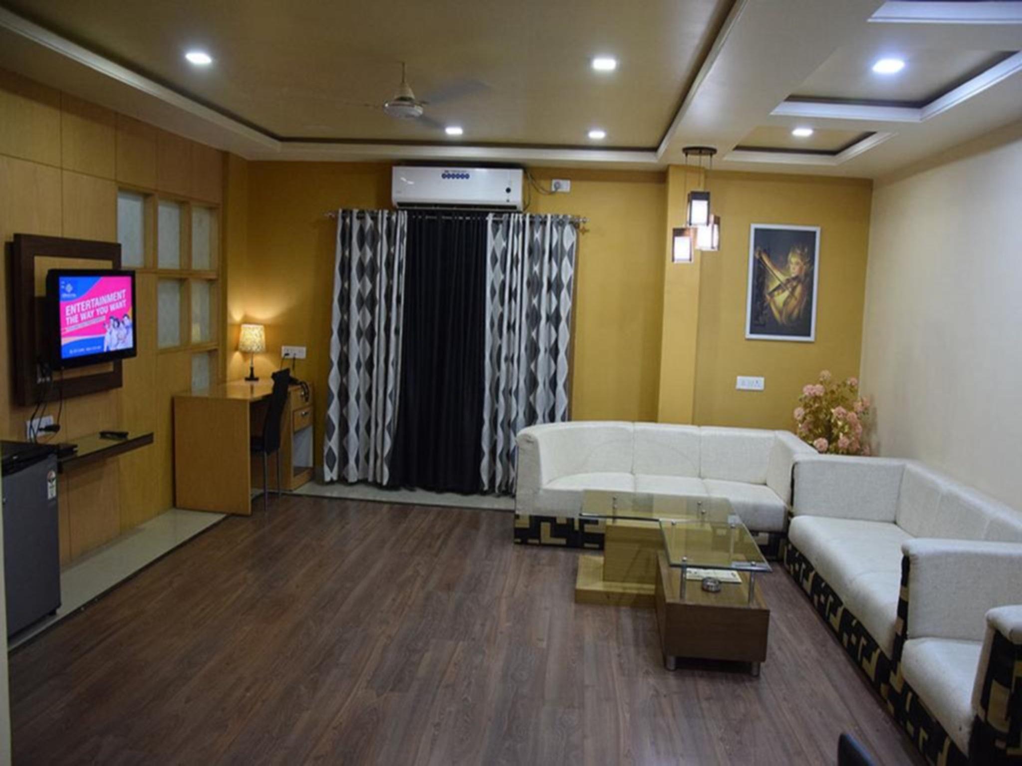 HOTEL INTERCITY INTERNATIONAL 10/20