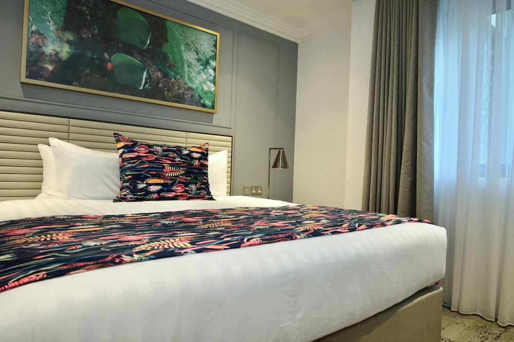 1 BEDROOM, LUXURY, APARTMENT