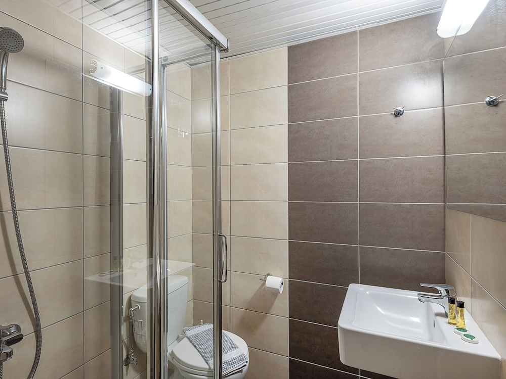 Nontas Hotel Apartaments 58/62