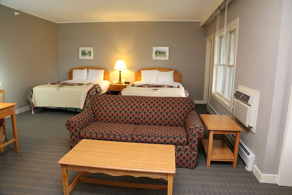 Bluebird Cady Hill Lodge 16/50