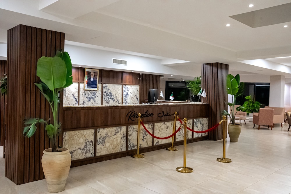 Lobby at Rusica Park, Filfila