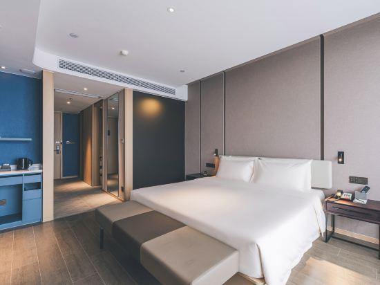 Elegant, Double Bed
