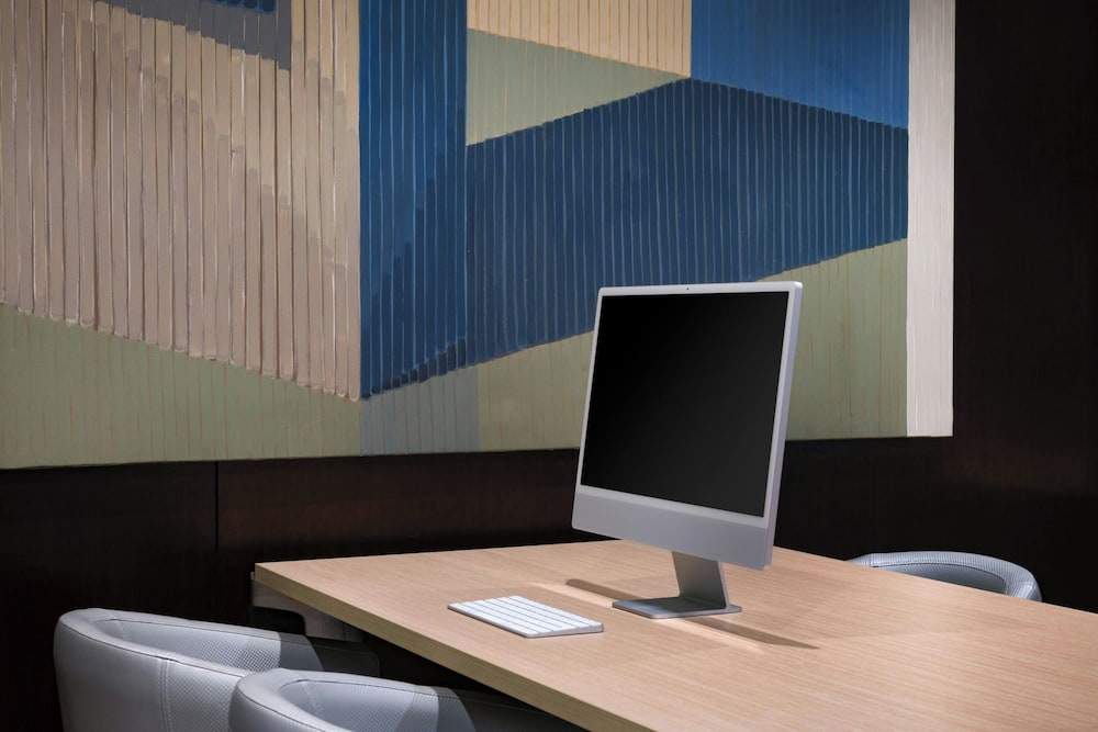 Ac Hotel By Marriott Zamora 38/50